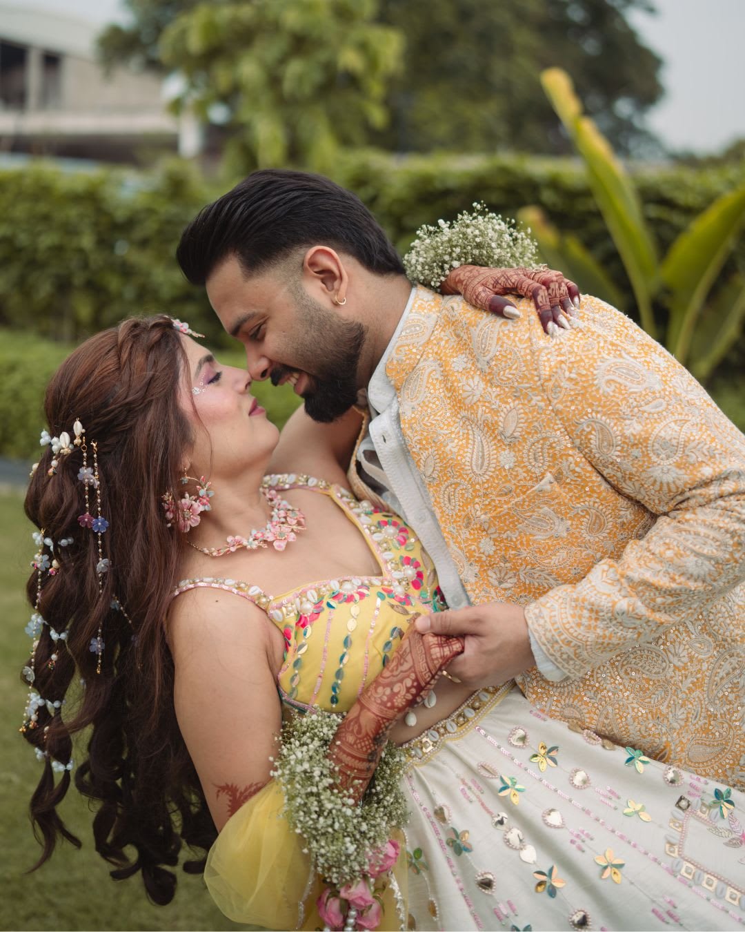Candid vs Traditional Wedding Photography: Which is Better?